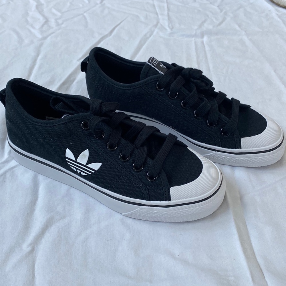 Converse Nizza size 6.5w
